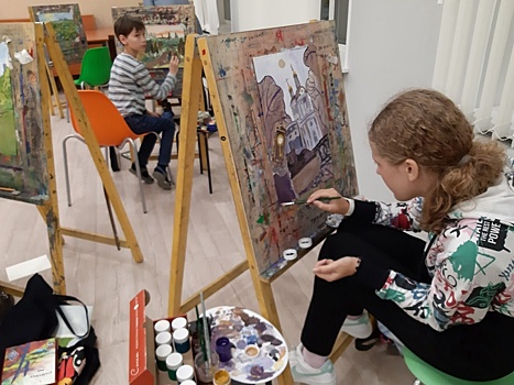 Художница из Кузьминок стала победительницей Всероссийского изобразительного диктанта