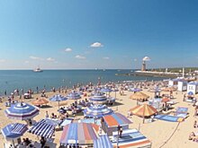Туристы возмутились из-за закрытия пляжей в Анапе