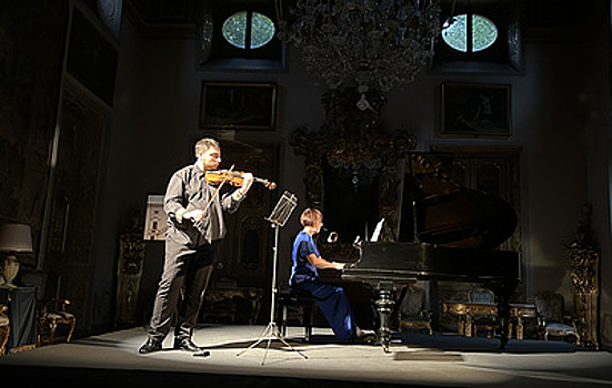 В посольстве РФ в Риме прошел концерт по случаю 15-летней годовщины землетрясения в Аквиле