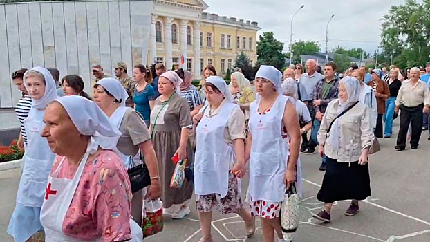 Крестный ход в память о жертвах теракта прошел в Буденновске
