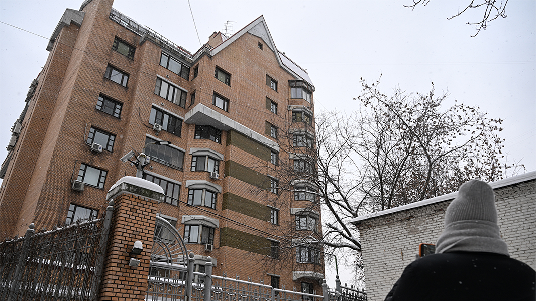 Назван крайний срок для передачи ключей от квартиры Долиной