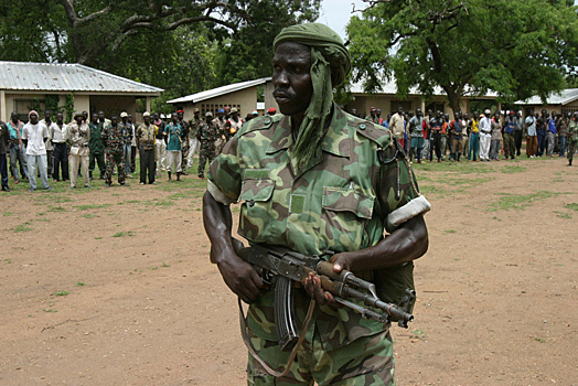 В Нигерии вооруженные боевики похитили более 40 женщин