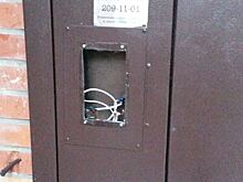 Жильцы многоэтажки остались без домофонов дважды за две недели