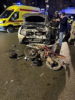 Подростки на питбайке пострадали в ДТП с иномаркой в Ижевске