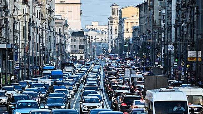 Водители устроили разборки с оружием и монтировками в российском городе