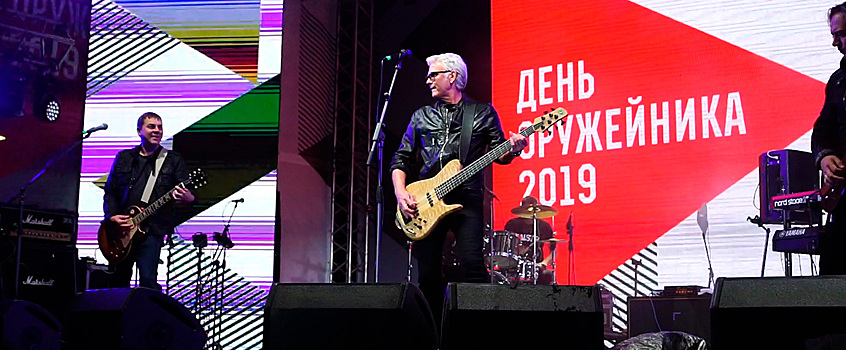 «Любэ», Александр Маршал и Марина Хлебникова выступили на концерте ко Дню оружейника в Ижевске