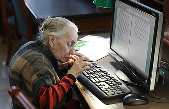 Нижегородских пенсионеров обучат пользоваться онлайн-сервисами