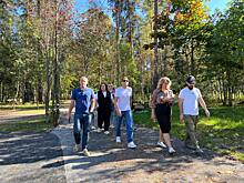 Депутаты Городского округа Пушкинский посетили лесопарк «Банный лес», чтобы оценить ход его благоустройства