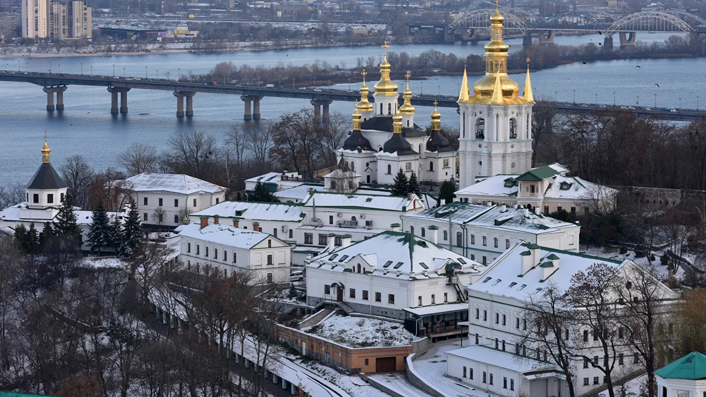 «Мы не папуасы». В Киеве рассказали, как МВФ подставил Зеленского