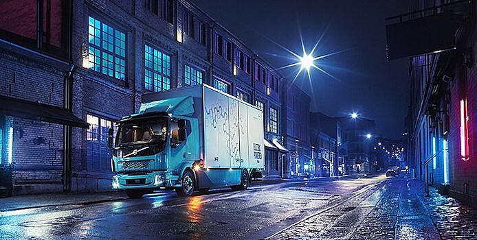Volvo показала электрический грузовик