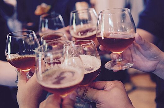 Акции производителей алкоголя подскочили на фоне новостей о «длинных» выходных