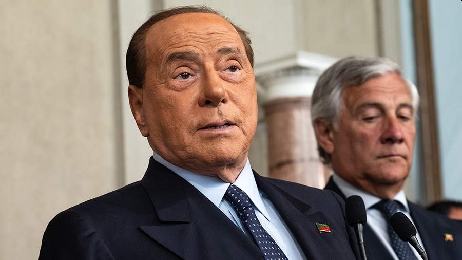 СМИ: Берлускони ищет дом с бункером на случай ядерной войны