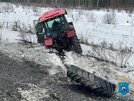 В Ставропольском районе в ДТП с трактором пострадала женщина