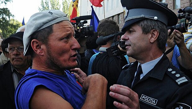 Полиция Кишинева задержала футбольных фанатов