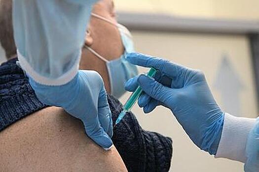 Российские врачи назвали условие для вакцинации перед Новым годом