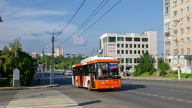 Новосибирск купил девять новых троллейбусов за 413 млн рублей