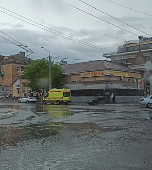 В Оренбурге на пересечении улиц Володарского и 8 Марта произошло серьезное ДТП