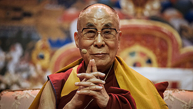 Далай-лама призвал мировых лидеров не поддаваться эмоциям