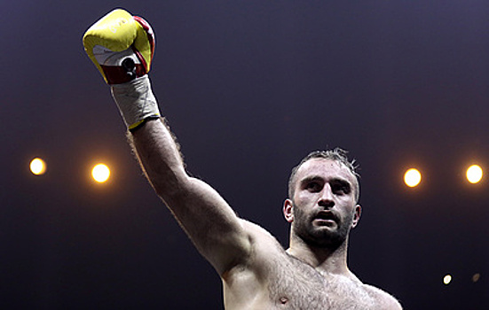 Бывший чемпион мира по боксу Гассиев может дебютировать в супертяжелом весе осенью в Сочи