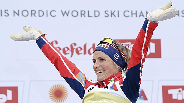 Великая норвежская чемпионка вернулась на лыжню и сразу выиграла