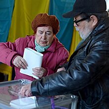 Опрос: По итогам выборов Украину возглавил бы «другой политик»