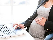 В Петербурге расширят сферу действия выплаты беременным студенткам