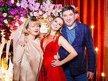 Мария Кожевникова отметила день рождения: Зара, Елена Темникова, IOWA и другие на праздничной вечеринке