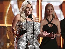 Леди Гага, Ариана Гранде и Вилли Нельсон получили Grammy