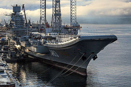 Авианосец "Адмирал Кузнецов" могут вооружить новейшим ЗРК "Панцирь-М"