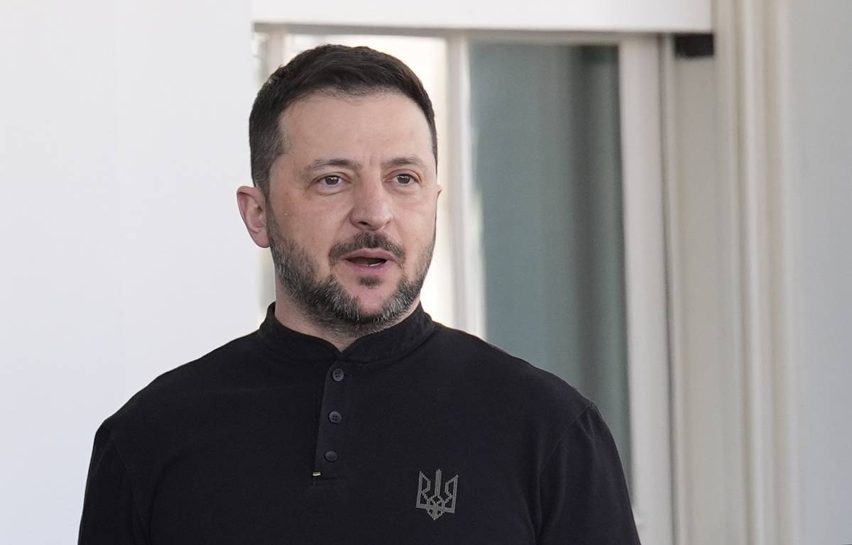 Зеленский обсудил с командирами провокацию в Черниговской области