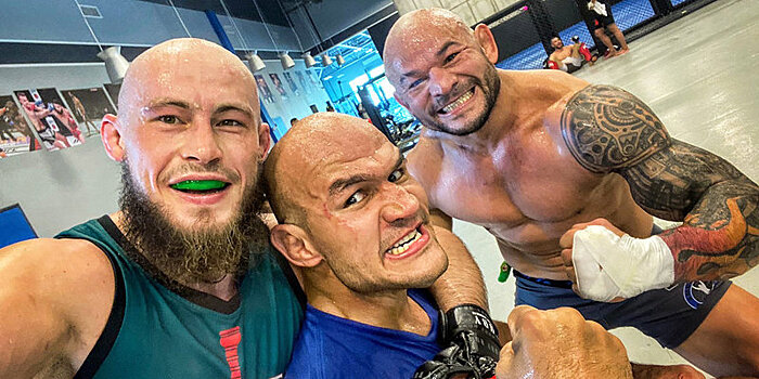 «Говорю, татаро-монголы столько лет газовали…». Как «первый татарин в UFC» возвращает Олега Тактарова в восьмиугольник