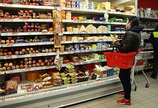 В Омске уничтожили более 20 килограммов сыров из Европы