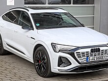 Audi снижает цены на мощные Q8 e-tron и убирает базовую модель