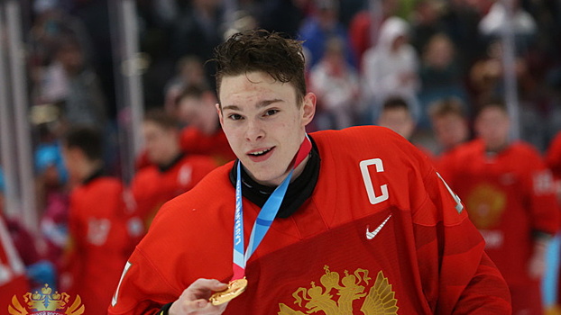 «Просто офигел!»: хоккеиста из России не пустили в США
