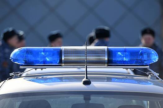 Звук падения человека в воду. Шум падающей капли спасокукоцкого. Звук падающей капли симптом. Шум падающих вещей хуан габриэль васкес. Феномен падающей капли.