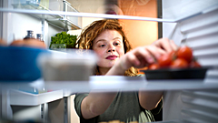 Что, где и как хранить в холодильнике, чтобы еда не портилась