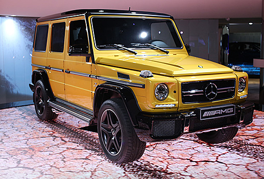 Mercedes-Benz открыл в Москве флагманский салон продаж