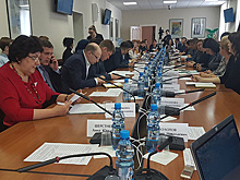 В Сургуте по соседству с детским садом разместили похоронное бюро