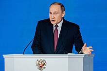 Путин назвал штампом разделение профессий на мужские и женские