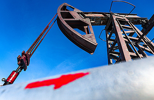 Нефтяной рынок сохраняет устойчивость, несмотря на рост добычи ОПЕК+