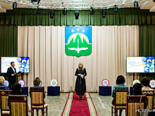 В КДЦ «Октябрь» наградили работников образования окружной столицы