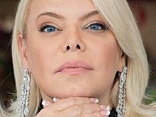 Яна Поплавская рассказала, как завод по переработке пластика отравляет ее мечту