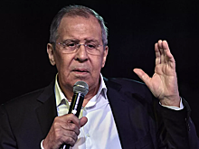 Улыбаются и машут: с подачи Лаврова запустили новый флешмоб