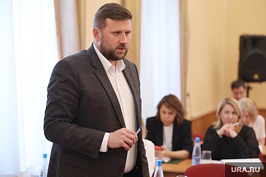 Замглавы Кургана Плешков будет искать работу в Москве