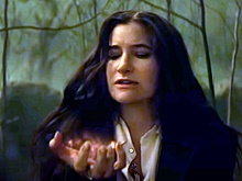 Вышел трейлер нового сериала Marvel с отсылками к "Изгоняющему дьявола"