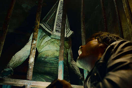 В кино вышел хоррор "Возвращение в Сайлент Хилл"