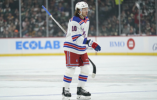 Форвард "Нью-Йорк Рейнджерс" Панарин набрал 50 очков в регулярном сезоне НХЛ