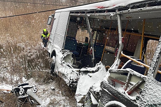 В Хабаровске организовали проверку по факту ДТП с поездом и автобусом