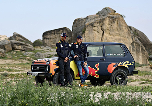 Пилоты Red Bull поездили по Азербайджану на «Ниве»