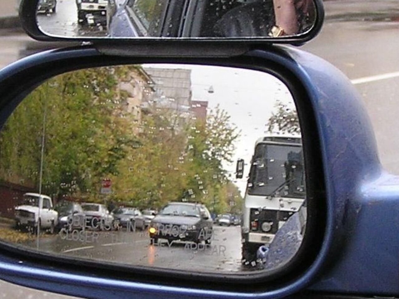 Как правильно настроить зеркала в машине